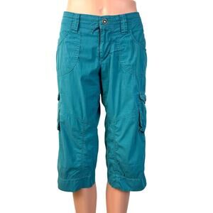 Kuhl Mountain Culture Rare Turquoise Mid Rise Cargo Capris Comfortable FIt